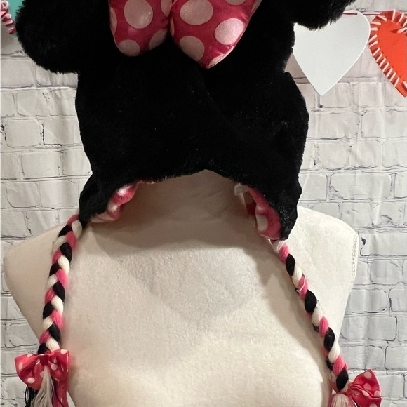 Disney Pigtail Hat - Picture 8 of 11